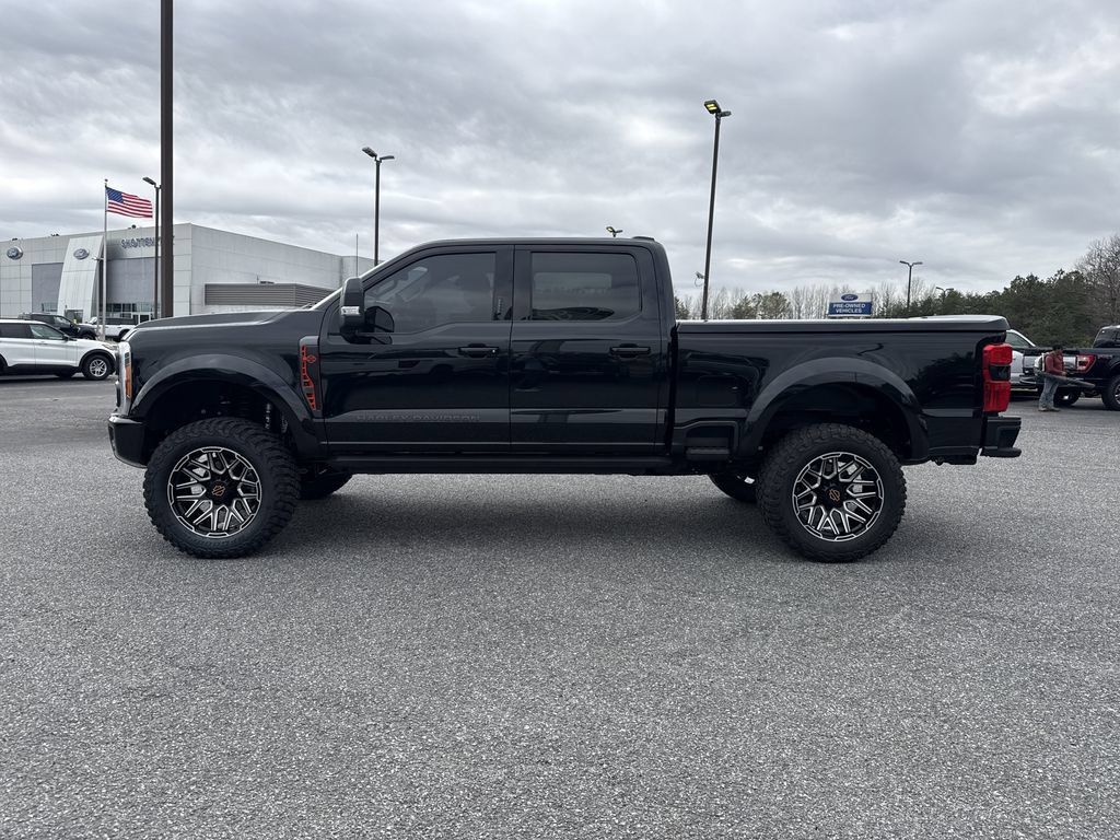 Used 2023 Ford F250 Lariat w/ Lariat Ultimate Package AWD/4WD image 4