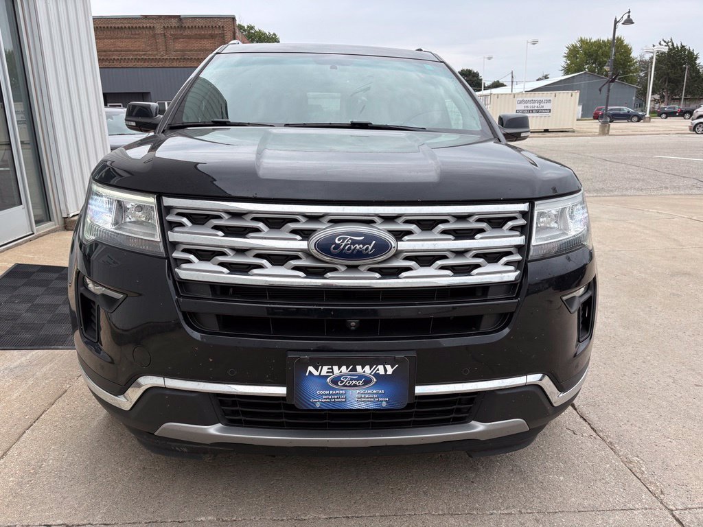 Used 2018 Ford Explorer Limited AWD/4WD image 7