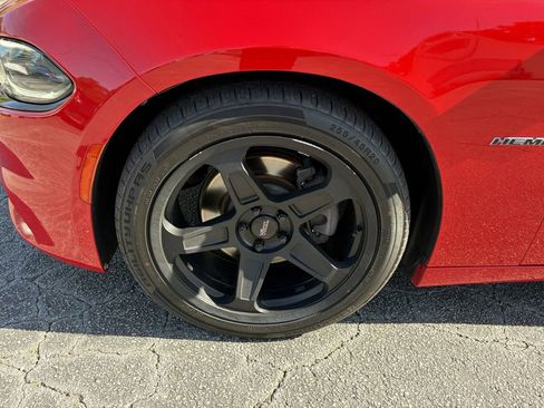 Used 2018 Dodge Charger R/T image 16