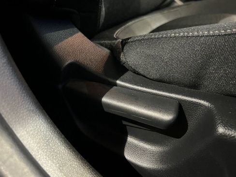 Used 2019 Honda Civic EX image 15