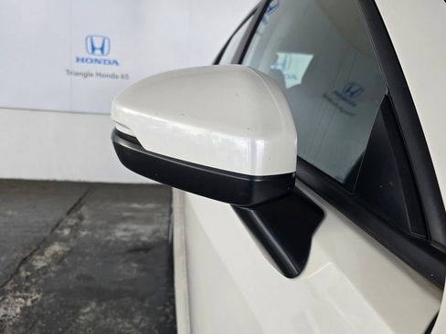 Used 2024 Honda HR-V LX image 26