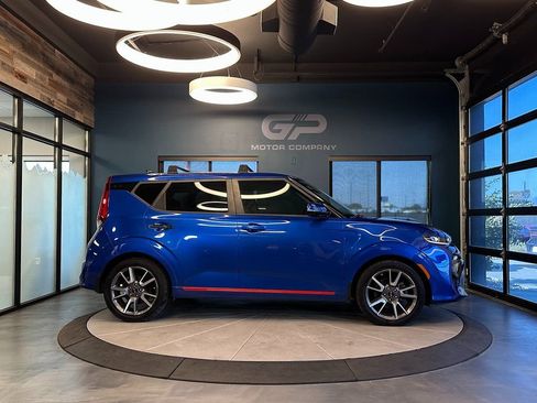 Used 2020 Kia Soul GT-Line Turbo image 2