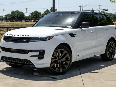 New 2026 Land Rover Range Rover Sport Dynamic SE