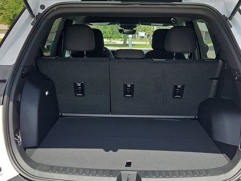 New 2026 Chevrolet Equinox LT FWD image 6