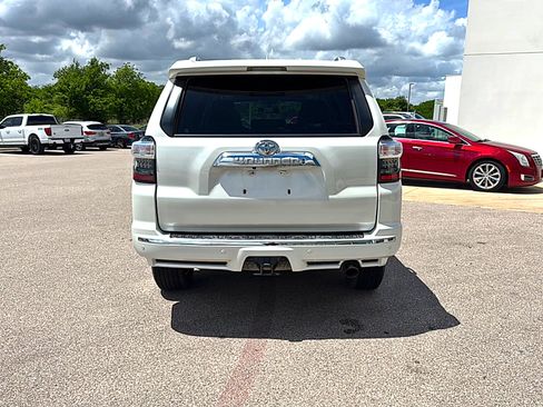Used 2017 Toyota 4Runner Limited image 6
