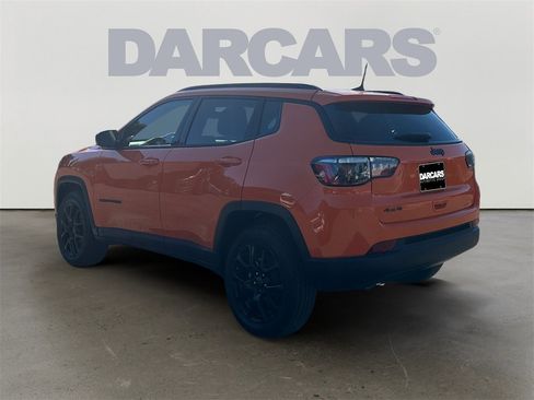 New 2026 Jeep Compass Latitude image 5