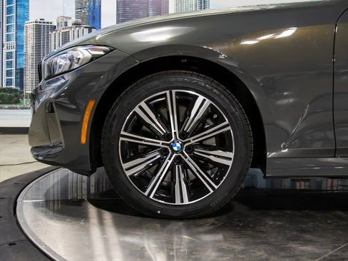 Used 2026 BMW 330i xDrive Sedan w/ Premium Package AWD/4WD image 7