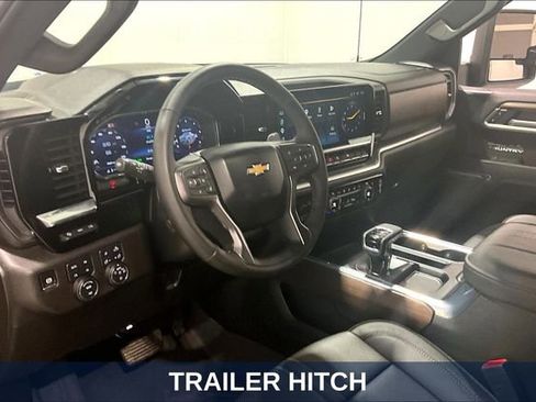Used 2024 Chevrolet Silverado 1500 High Country w/ High Country Premium Package AWD/4WD image 24