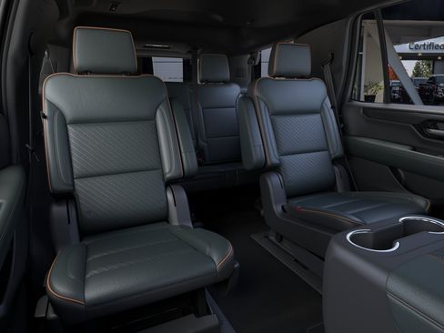 New 2026 GMC Yukon AT4 w/ AT4 Premium Package AWD/4WD image 17