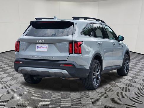 Used 2022 Kia Sorento SX Prestige image 3