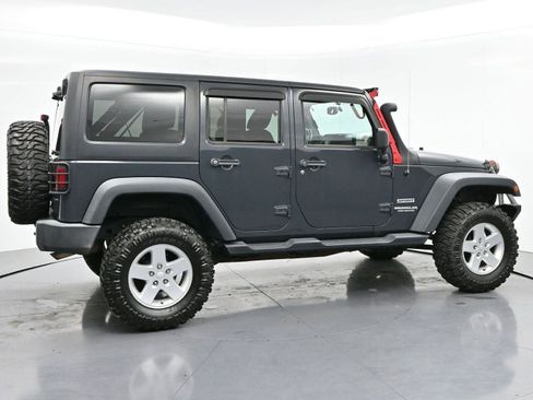 Used 2017 Jeep Wrangler Unlimited Sport w/ Quick Order Package 24S image 8