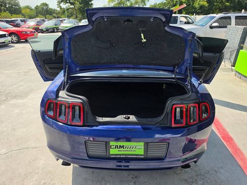 Used 2013 Ford Mustang Coupe RWD image 22
