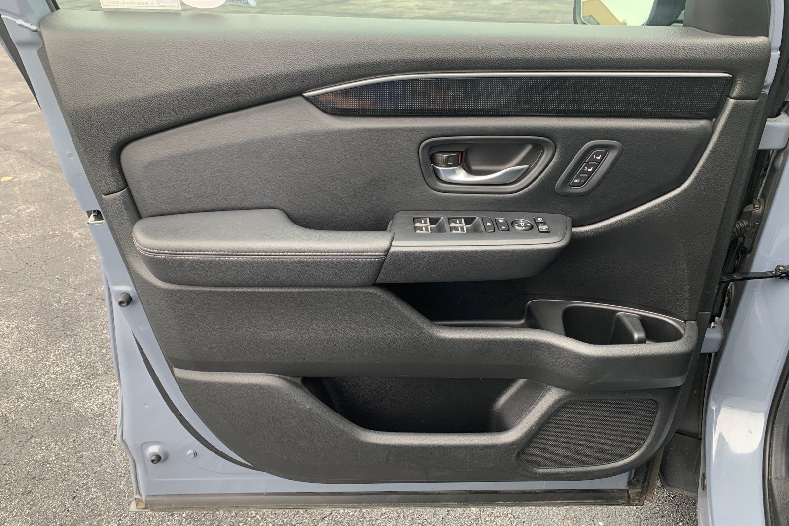 Used 2025 Honda Pilot Elite image 13