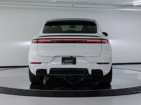 New 2026 Porsche Cayenne S image 6