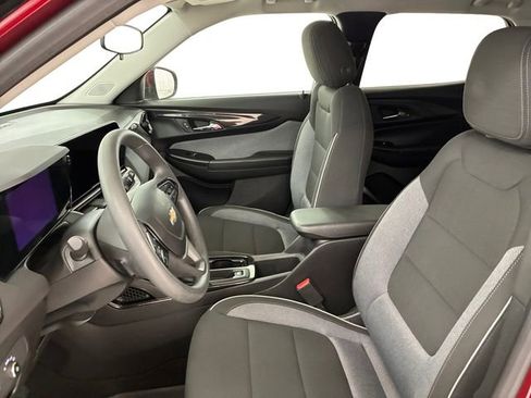 Certified 2024 Chevrolet TrailBlazer LT FWD image 12