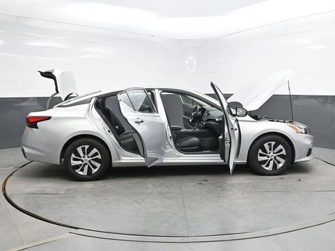 Used 2021 Nissan Altima 2.5 S FWD image 48
