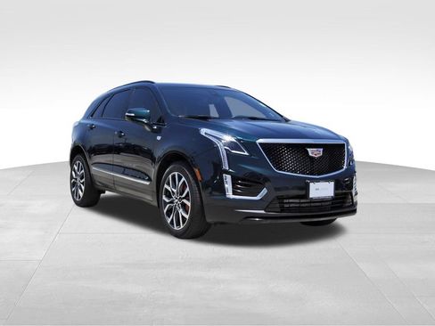 Certified 2025 Cadillac XT5 Sportv w/ Technology Package AWD/4WD image 1
