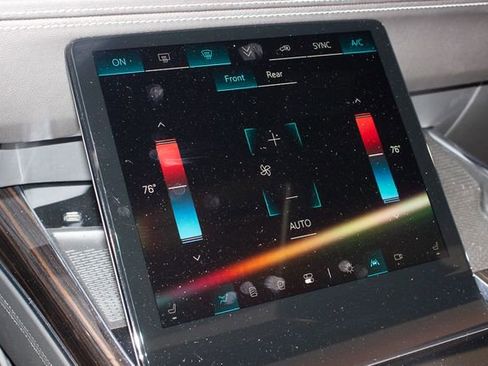 Used 2025 Cadillac Escalade Premium Luxury w/ Touring Package image 33