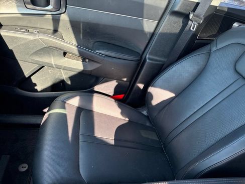 Used 2025 Kia Sorento S w/ Panoramic Sunroof Package FWD image 20