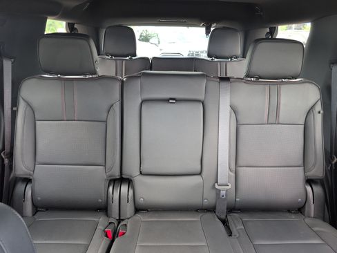 Used 2024 Chevrolet Tahoe RST RWD image 28