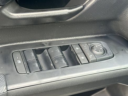 New 2026 Toyota Tacoma SR5 image 12