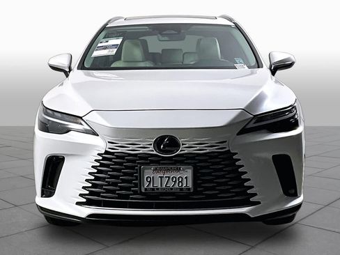 Used 2024 Lexus RX 350 FWD w/ Technology Package image 3