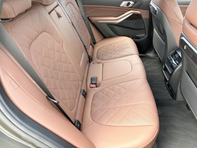 Used 2026 BMW X5 sDrive40i RWD image 15