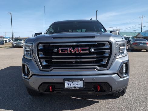 Used 2020 GMC Sierra 1500 AT4 w/ AT4 Premium Package image 3