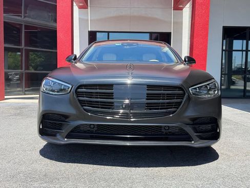 Used 2021 Mercedes-Benz S 580 4MATIC Sedan image 3