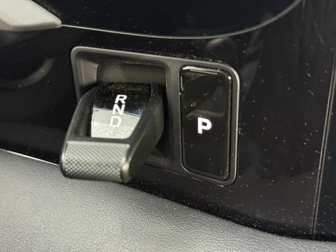 Used 2023 Porsche Taycan 4 Cross Turismo w/ Premium Package image 24