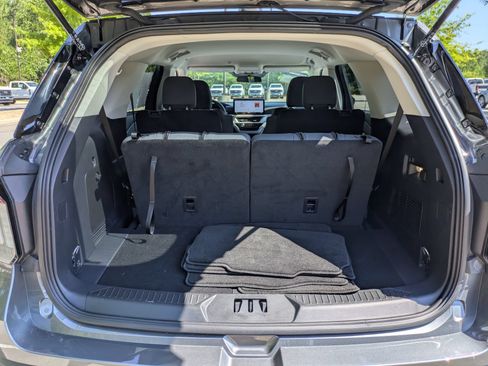 Certified 2026 Ford Explorer Active RWD image 33