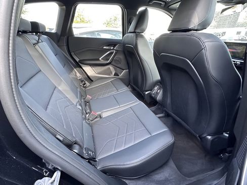 Used 2025 BMW X1 xDrive28i w/ Technology Package image 6