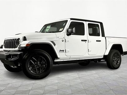 New 2026 Jeep Gladiator Sport