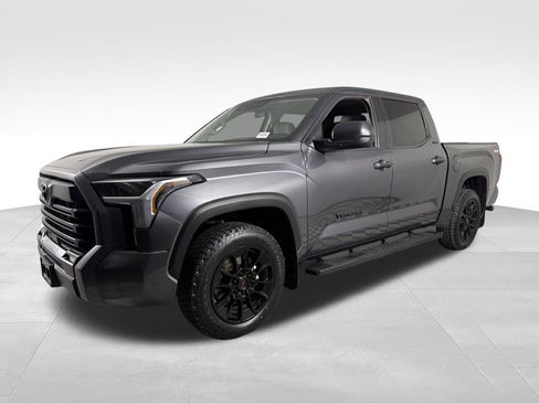 Used 2023 Toyota Tundra SR5 RWD image 3