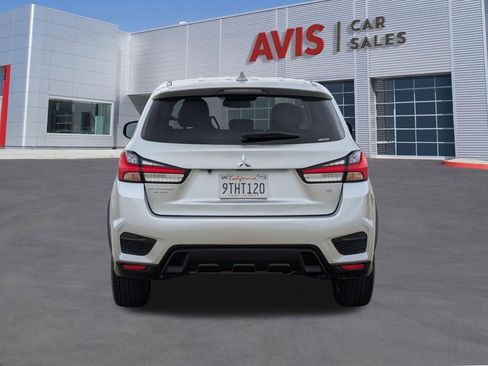 Used 2025 Mitsubishi Outlander Sport SE AWD/4WD image 7
