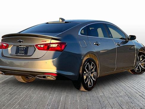 Used 2025 Chevrolet Malibu RS image 2