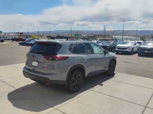 New 2026 Nissan Rogue SV AWD/4WD image 5
