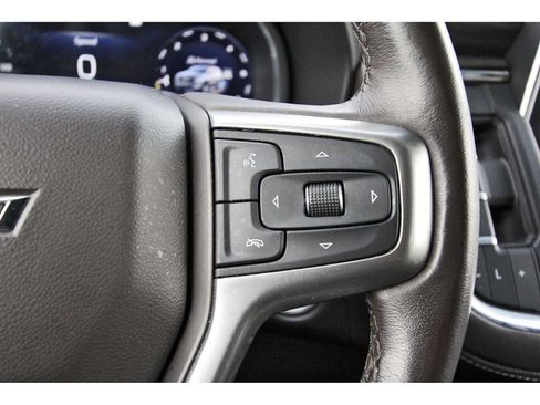 Used 2023 Chevrolet Tahoe Z71 w/ Luxury Package AWD/4WD image 17