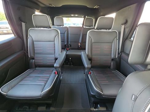 Used 2026 GMC Yukon AT4 Ultimate AWD/4WD image 27