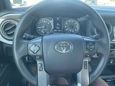 Used 2023 Toyota Tacoma TRD Off-Road AWD/4WD image 18