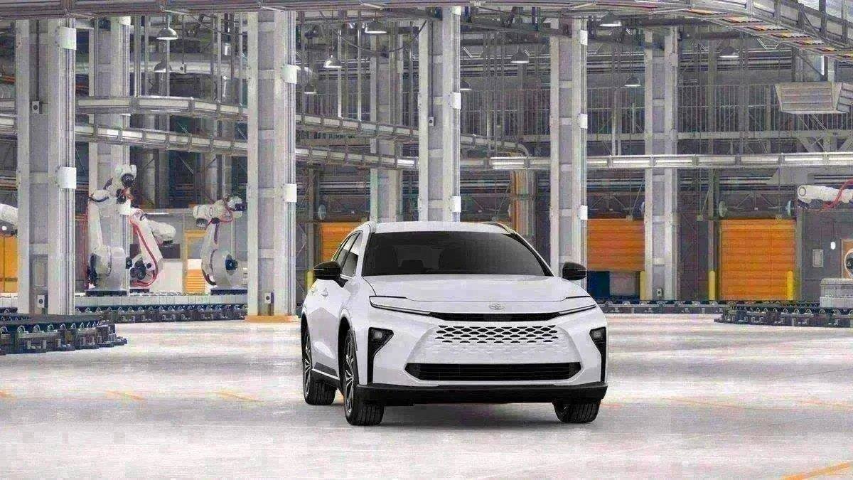 New 2026 Toyota Crown Signia AWD/4WD image 38