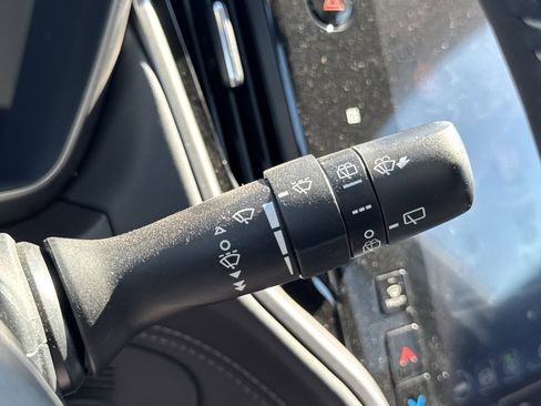 Certified 2025 Subaru Outback Touring image 17