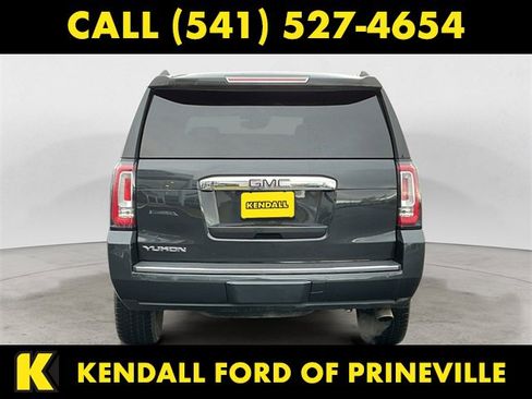 Used 2020 GMC Yukon Denali image 4