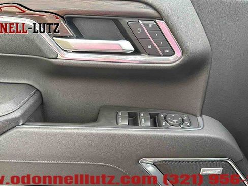 Used 2025 GMC Sierra 1500 SLT RWD image 14