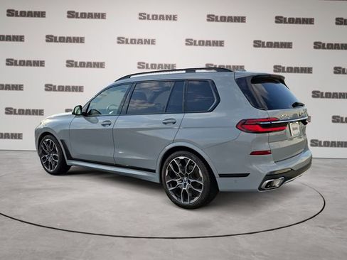 Used 2024 BMW X7 xDrive40i w/ M Sport Package image 3