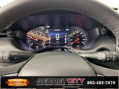 New 2026 Jeep Compass Latitude image 18