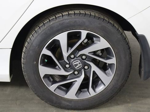 Used 2016 Honda Civic EX image 34