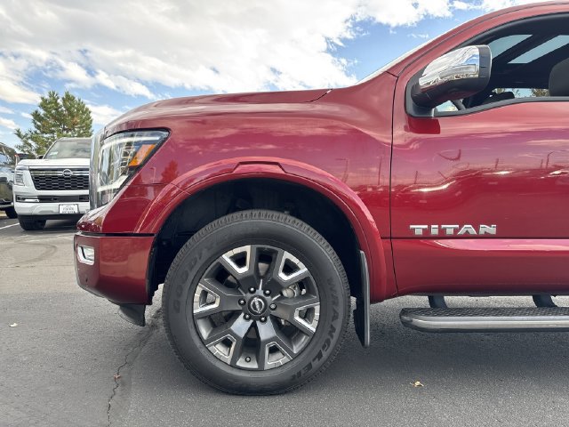 Used 2024 Nissan Titan Platinum Reserve w/ Moonroof Package AWD/4WD image 31