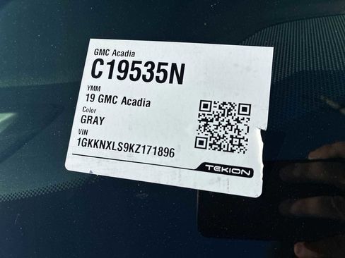 Certified 2019 GMC Acadia Denali image 35