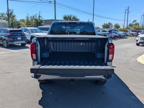 Used 2025 GMC Sierra 1500 Elevation image 6